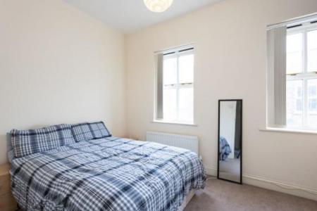 3 bedroom End of terrace house to let in Chaucer Street, York, YO10