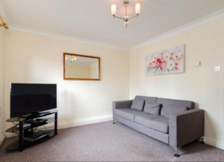 1 bedroom Flat to let in Clarence Court, York, YO31