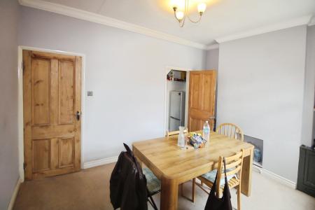 2 bedroom Terraced House to let in Arthur Street, York, YO10