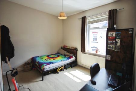 2 bedroom Terraced House to let in Arthur Street, York, YO10