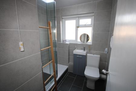 1 bedroom Flat to let in Windsor Garth, Acomb, York, YO24