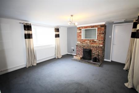 4 bedroom Cottage to let in Langwith Lane, Heslington, York, YO10