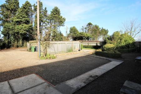 4 bedroom Cottage to let in Langwith Lane, Heslington, York, YO10