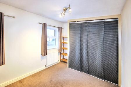 2 bedroom Semi-detached house to let in Handley Close, Rawcliffe, York, YO30