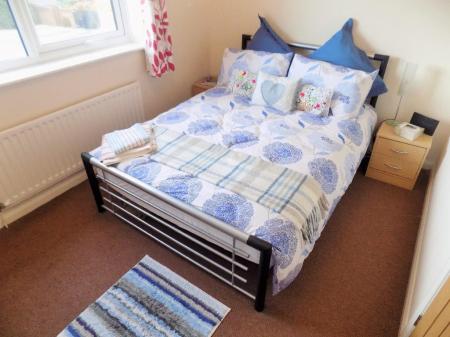 2 bedroom Terraced House to let in Fewster Way, York, YO10