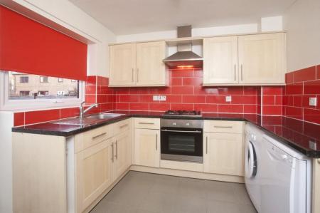 2 bedroom Terraced House to let in Fewster Way, York, YO10