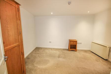 2 bedroom Terraced House to let in Garden Court, Heslington, York, YO10