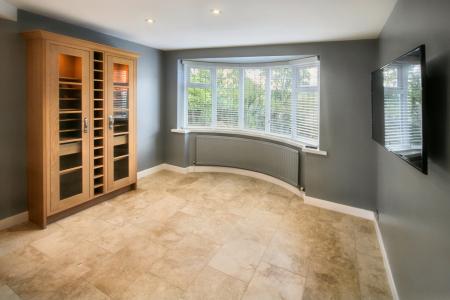 5 bedroom Detached house to let in Chantry Grove, Poppleton, York, YO26