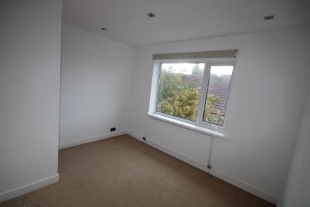5 bedroom Detached house to let in Chantry Grove, Poppleton, York, YO26