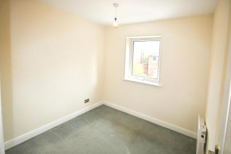 2 bedroom Flat to let in Barbican Mews, City Centre, York, YO10