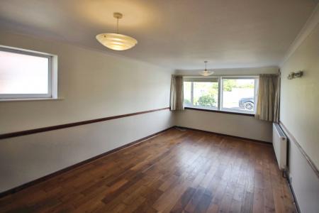 2 bedroom Bungalow to let in The Cranbrooks, Wheldrake, York, YO19