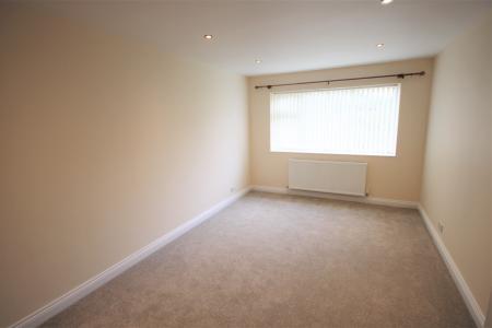 3 bedroom Bungalow to let in Corner Close, York, YO32
