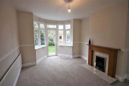 3 bedroom Semi-detached house to let in The Garlands, York, YO30