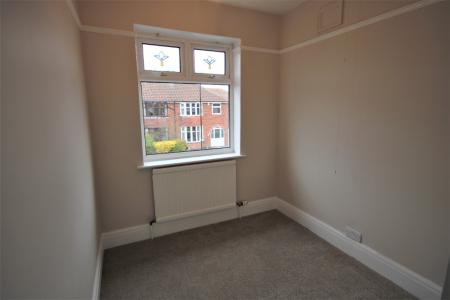 3 bedroom Semi-detached house to let in The Garlands, York, YO30
