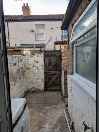 2 bedroom Terraced House to let in McKinley Avenue, Hull, HU3