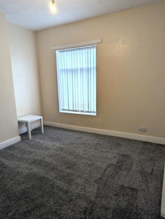 2 bedroom Terraced House to let in McKinley Avenue, Hull, HU3