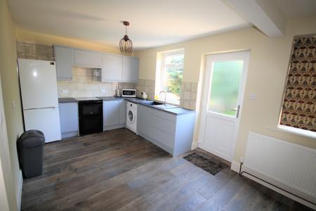 3 bedroom Terraced House to let in Clive Grove, Holgate, York, YO24