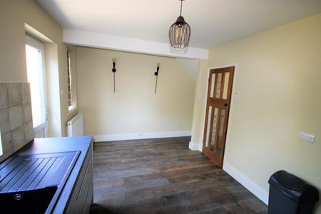 3 bedroom Terraced House to let in Clive Grove, Holgate, York, YO24