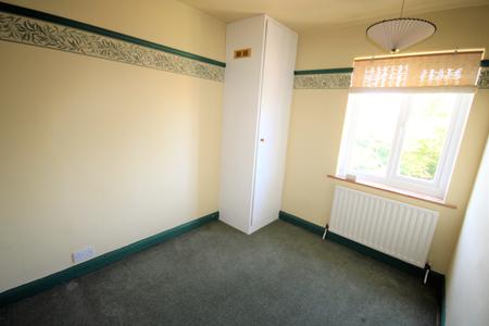 3 bedroom Terraced House to let in Clive Grove, Holgate, York, YO24