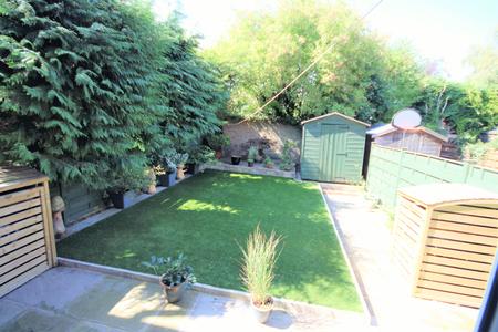 3 bedroom Terraced House to let in Clive Grove, Holgate, York, YO24