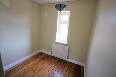 3 bedroom Terraced House to let in Clive Grove, Holgate, York, YO24