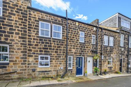 Football, Yeadon, LS19