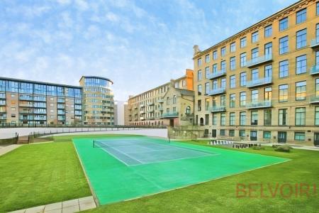 2 bedroom Flat for sale in Salts Mill Road, Shipley, Bradford, BD17
