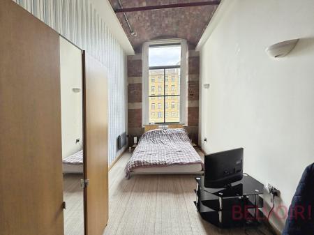 2 bedroom Flat for sale in Salts Mill Road, Shipley, Bradford, BD17