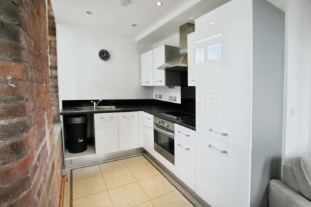 1 bedroom Flat for sale in Salts Mill Road, Shipley, BD17