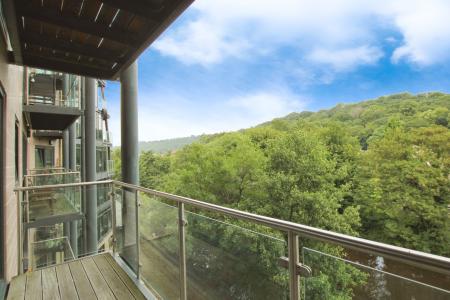 1 bedroom Apartment for sale in Victoria Mills, Salts Mill Road, Shipley, Bradford, BD17