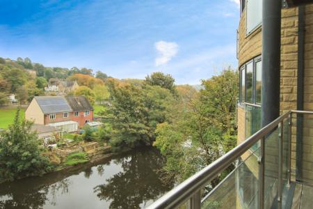 1 bedroom Apartment for sale in Victoria Mills, Salts Mill Road, Shipley, Bradford, BD17