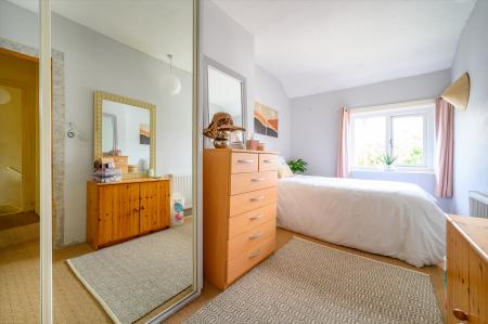 3 bedroom End of terrace house for sale in West Park, West Yorkshire, Guiseley, LS20