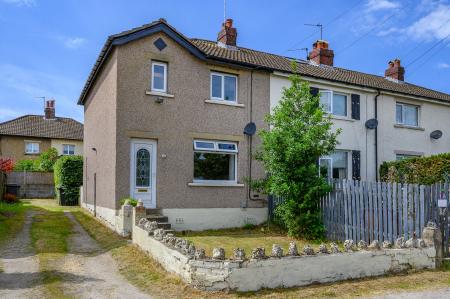 3 bedroom End of terrace house for sale in West Park, West Yorkshire, Guiseley, LS20