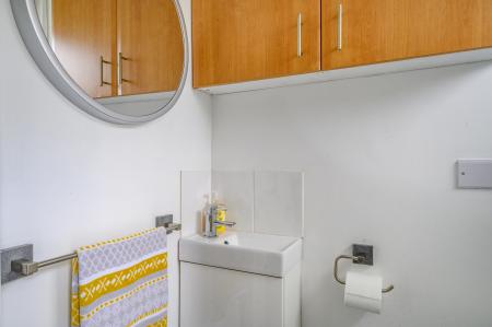 3 bedroom End of terrace house for sale in West Park, West Yorkshire, Guiseley, LS20