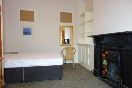 1 bedroom House share to let in Bingley Road, Saltaire, Bradford, BD18