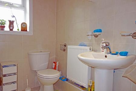 1 bedroom House share to let in Bingley Road, Saltaire, Bradford, BD18