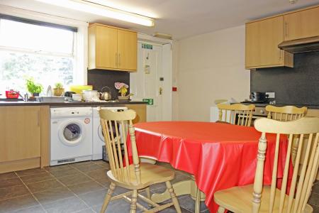 1 bedroom House share to let in Bingley Road, Saltaire, Bradford, BD18