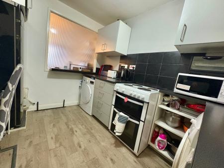 1 bedroom Flat for sale in Bradford Road, West Yorkshire, Shipley, BD18