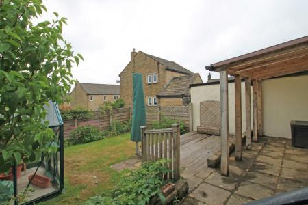 2 bedroom Terraced House for sale in Town Street, Guiseley, Leeds, LS20