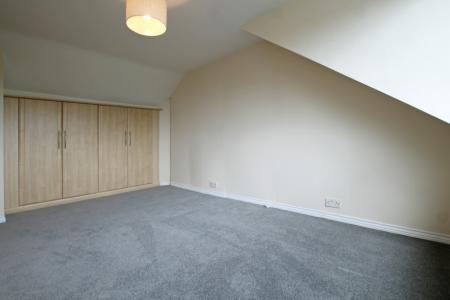 2 bedroom Terraced House for sale in Town Street, Guiseley, Leeds, LS20
