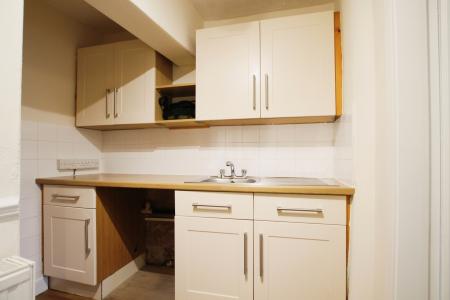 1 bedroom Studio flat to let in Mount Pleasant, Ilkley, LS29