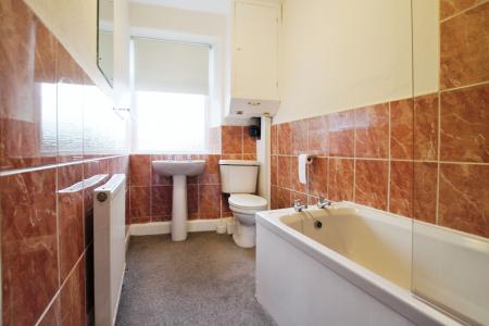1 bedroom Studio flat to let in Mount Pleasant, Ilkley, LS29