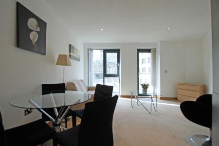 1 bedroom Flat to let in Salts Mill Road, Shipley, Bradford, BD17