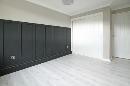 1 bedroom Flat to let in Marlowe Court, Renton Drive, Guiseley, Leeds, LS20