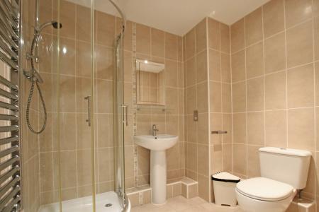 1 bedroom Studio flat to let in Salts Mill Road, West Yorkshire, Shipley, BD17