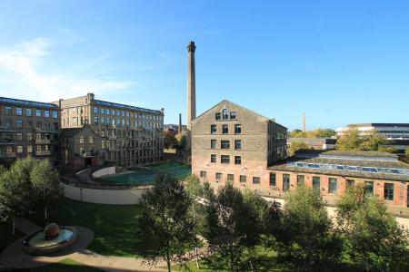 1 bedroom Studio flat to let in Salts Mill Road, West Yorkshire, Shipley, BD17