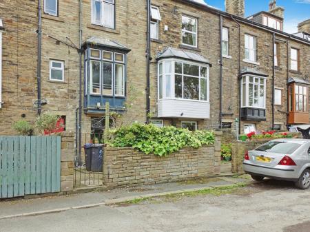 1 bedroom House share to let in Bingley Road, Saltaire, Bradford, BD18