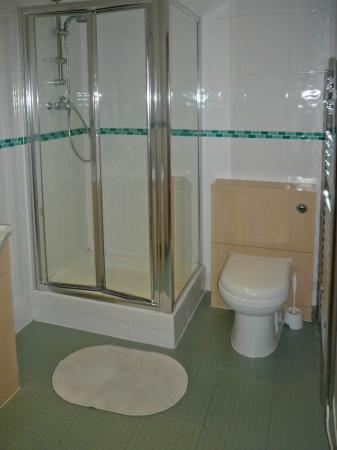 3 bedroom Flat to let in Victoria Mills, Salts Mill Road, Shipley, Bradford, BD17