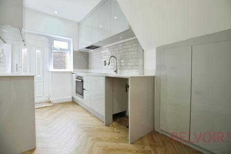 1 bedroom Semi-detached house to let in Park Road, Guiseley, LS20