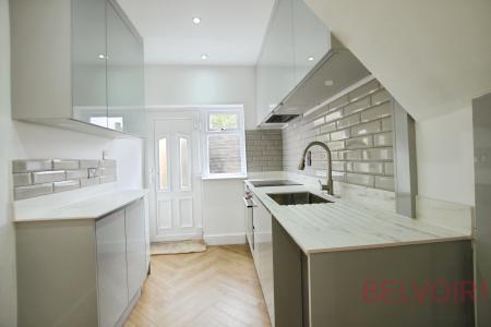 1 bedroom Semi-detached house to let in Park Road, Guiseley, LS20